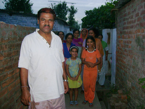Thousands of displaced Hindus long to return home to Kashmir